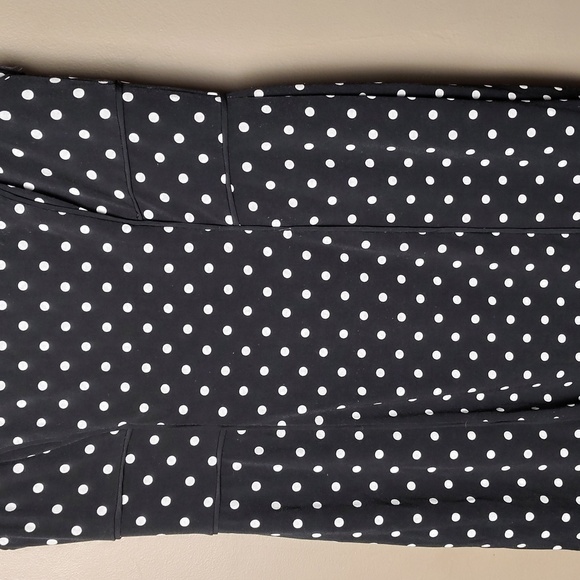 White House Black Market Lined Black Sleeveless Dress W White Polka Dots Size 6 - Picture 4 of 8